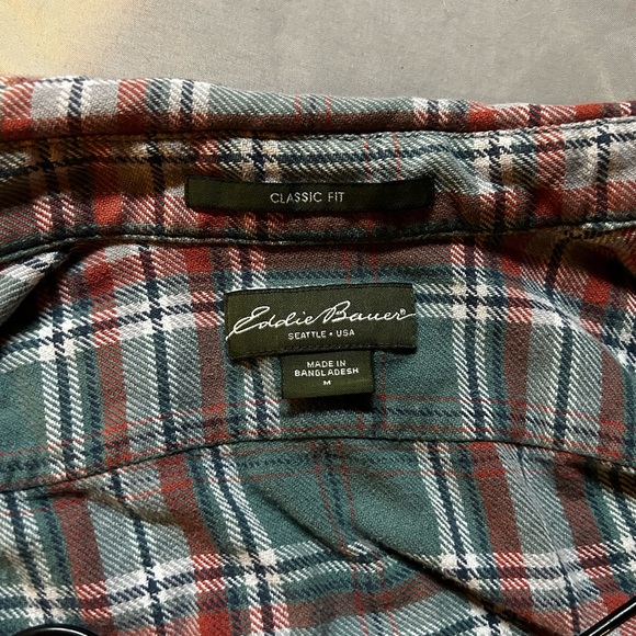 Eddie Bauer Women’s Flannel - Picture 2 of 2